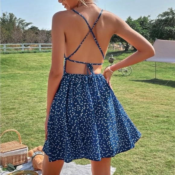New blue heart print backless mini dress - Picture 6 of 6